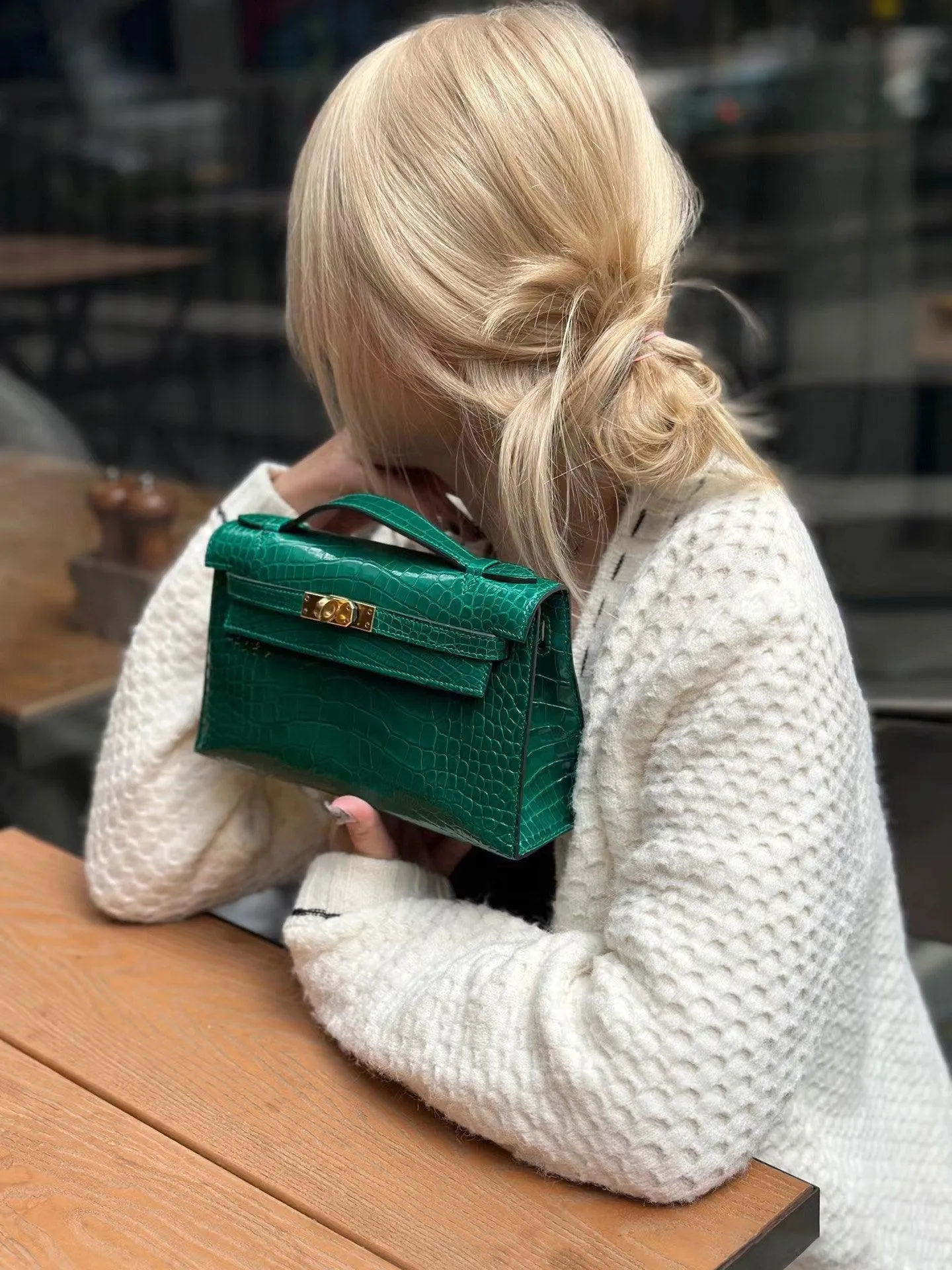 Luxury Classic Cowhide Leather Bag Mini Pig-nose Chain with Gold-Tone Hardware and Crocodile Pattern — A Must-Have Designer Bag, Evening Clutch, Party Bag, Christmas Gift for Her
